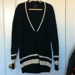 Zara Deep V Oversized Sweater - Black/White (Med)